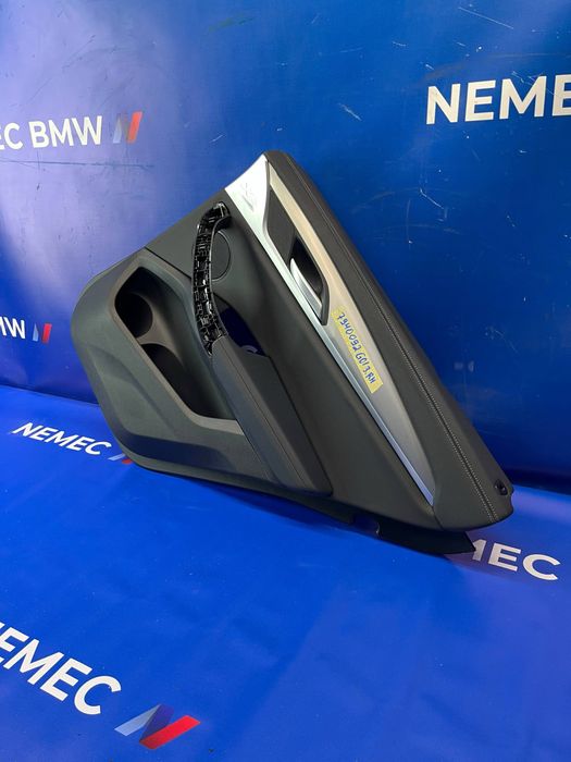 Карта обшивка двері задня права SCHWARZ строчка BMW X3 G01 розборка