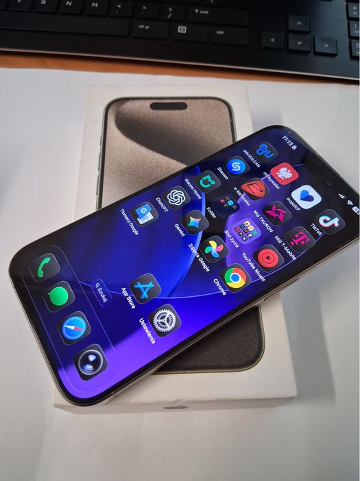 iPhone 15 Pro 256GB Natural Titanium – IDEALNY, 90% baterii
