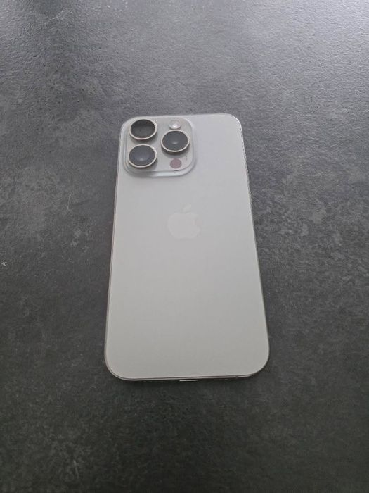 iPhone 15 Pro 256gb ( RESERVADO )