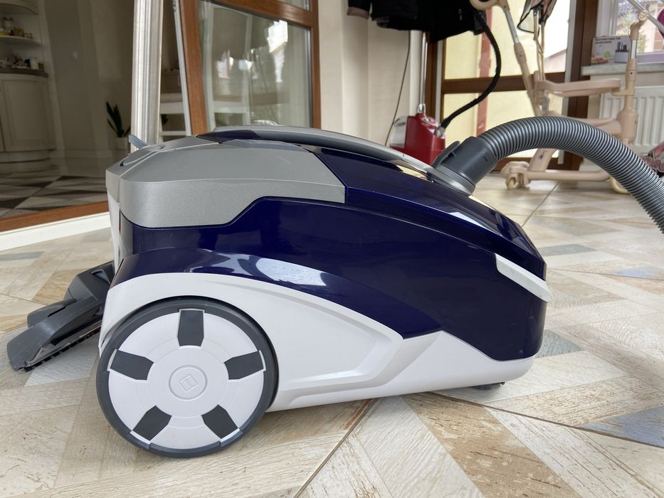 Миючий пилосос з аквафільтром THOMAS TWIN XT