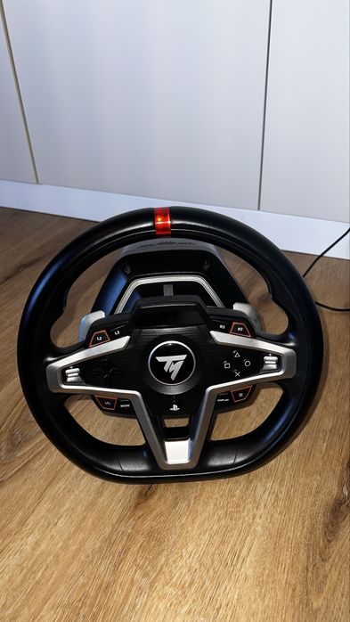 Volante + Pedais THRUSTMASTER (PS4 PS5 PC)