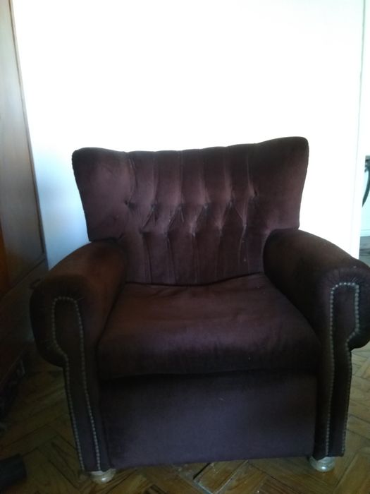 Poltronas castanhas