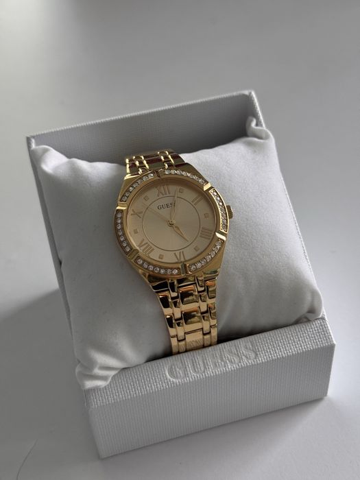 Жіночий годинник GUESS Cosmo GW0033L2 стан нового
