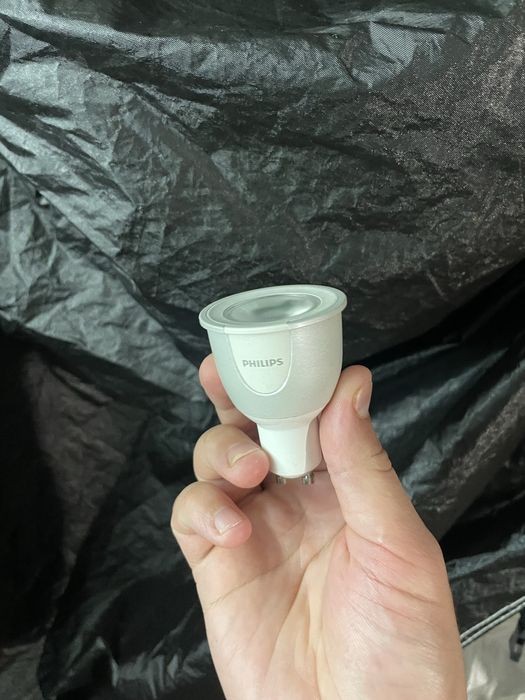 Philips Hue Bridge + розумна LED лампа Philips Hue GU10 (ZigBee)