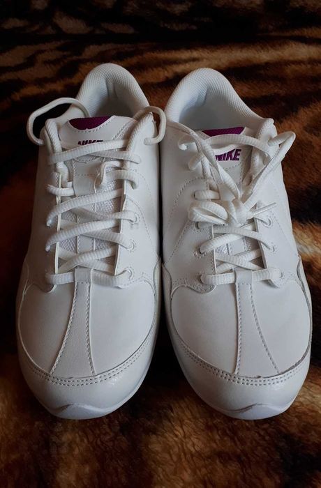 Nike Musique rozmiar 39