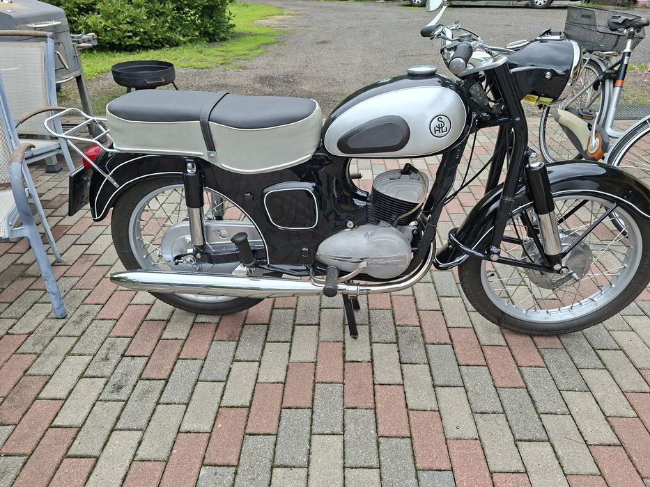 Shl 175 z 63r odnowiona jak  z fabryki.800km