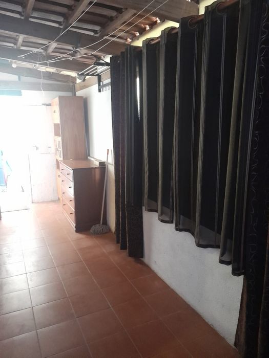 Vende-se T2 na pontinha