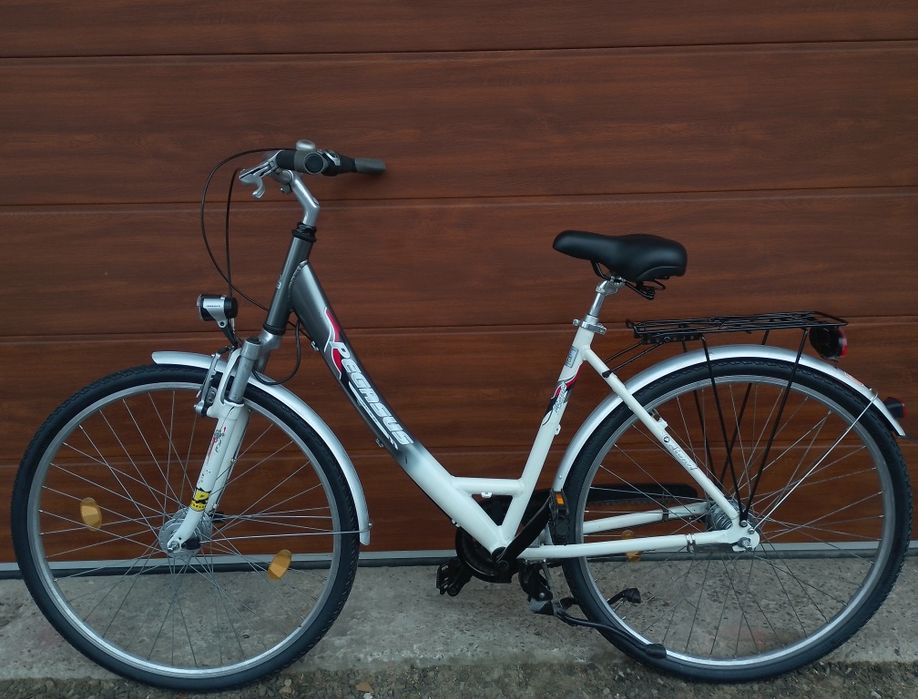 Безкоштовна доставка додому. Велосипед Pegasus Shimano Nexus 7