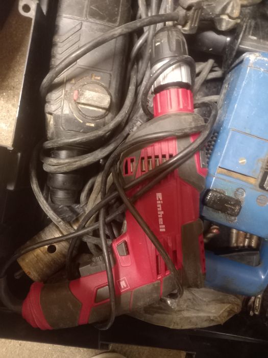 Máquinas de boa qualidade e marca.usadas em bom estado de funcionament