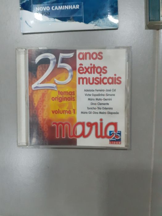 Cds/dvds/VHS : conj 15 peças