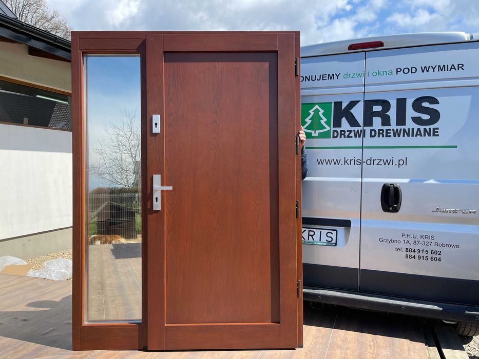 Drzwi zewnętrzne drewniane ocieplane z naświetlem MONTAŻ CAŁA POLSKA