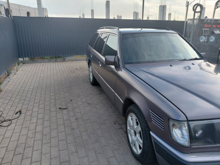 Mercedes-Benz E-Class 1992 VIN WDB1241931F197491 фото оголошення 2 з 14