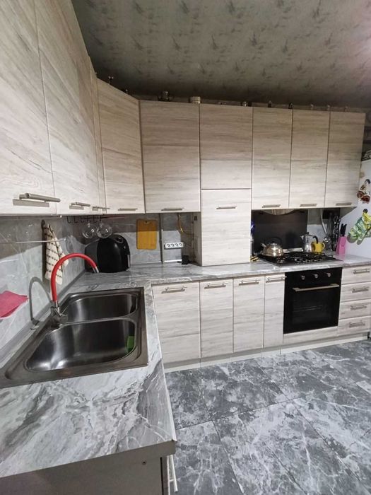 Продам будинок в смт Сутиски 1082