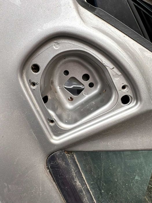 drzwi Mercedes e klasa w211 lift lewy przód