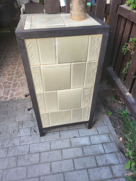 Piec kaflowy na działkę