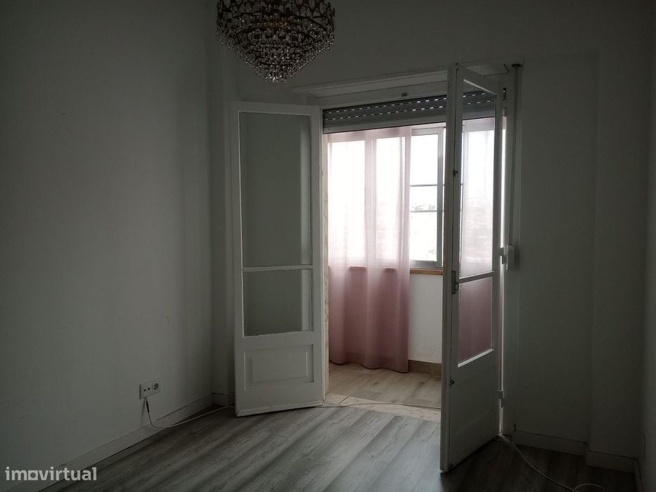 Arrendamento 1 quarto em Lisboa, Amadora