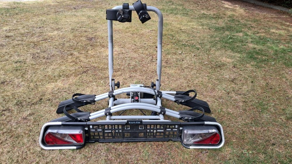 Bagażnik rowerowy na hak  firmy Eufab na 2 rowery