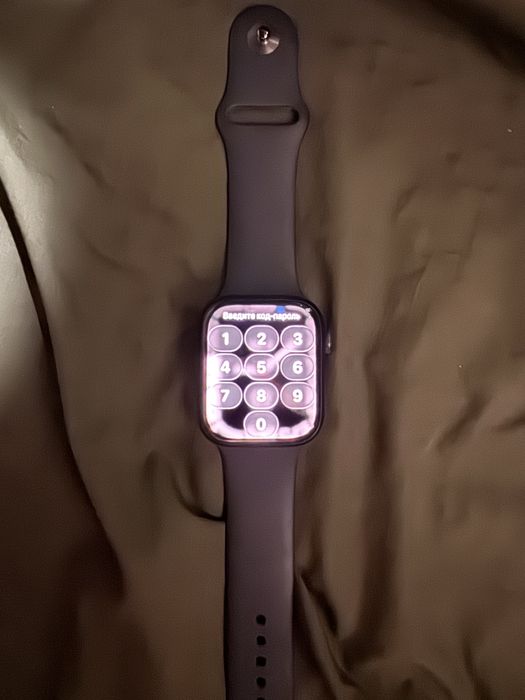 Apple Watch Series 8 (GPS) 45мм Алюминий