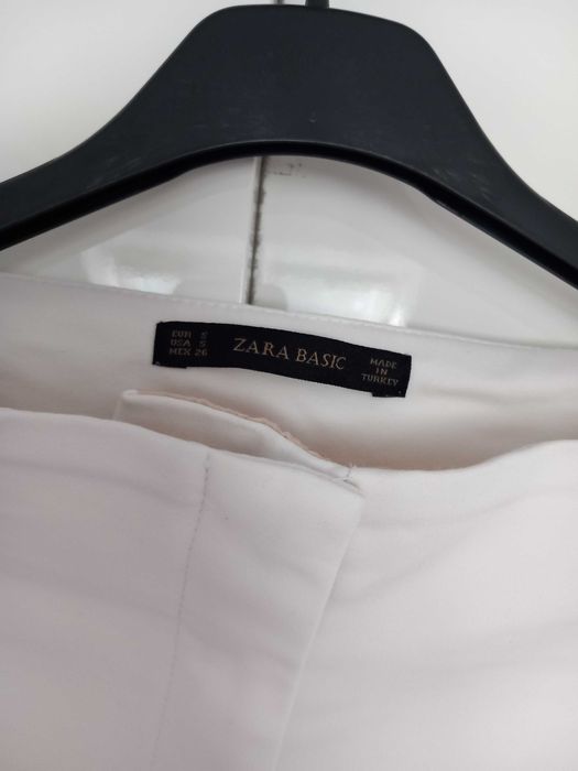 Śmietankowe eleganckie spodnie Zara XS 34
