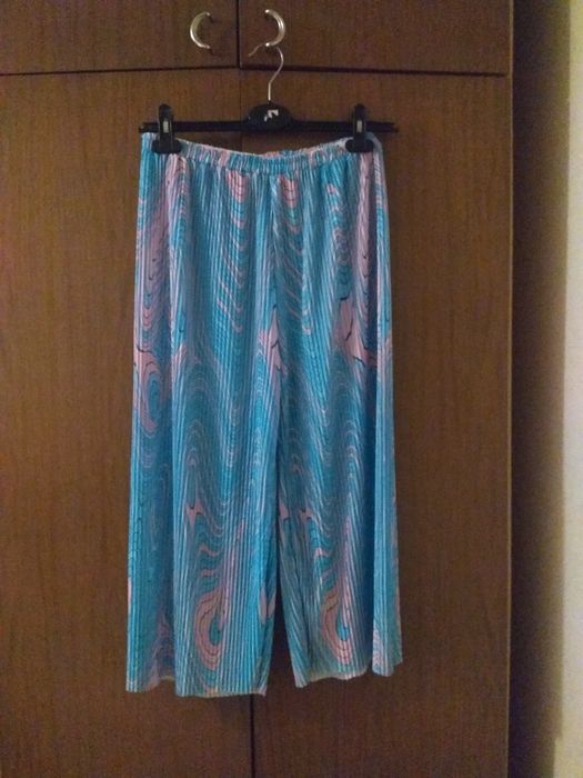 Plisowane Kuloty, Spódnico-spodnie