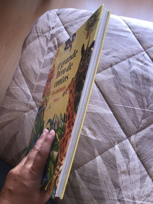 Livro de contos Animais