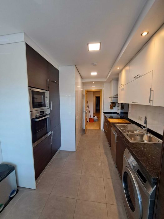 Apartamento T2 semi-novo pronto a habitar em Arruda dos Vinhos