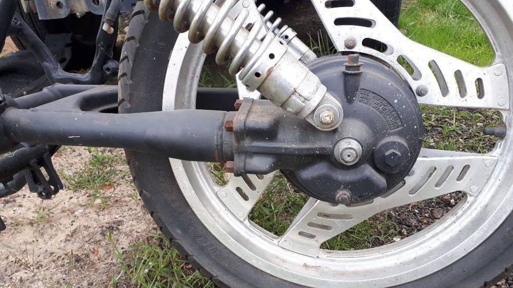 honda vt 500 części rama dyfer koła przód