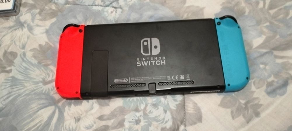 Nintendo switch desbloqueada + acessório