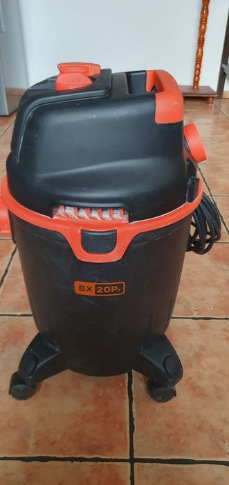 Odkurzacz przemysłowy Black Decker BX20Pr
