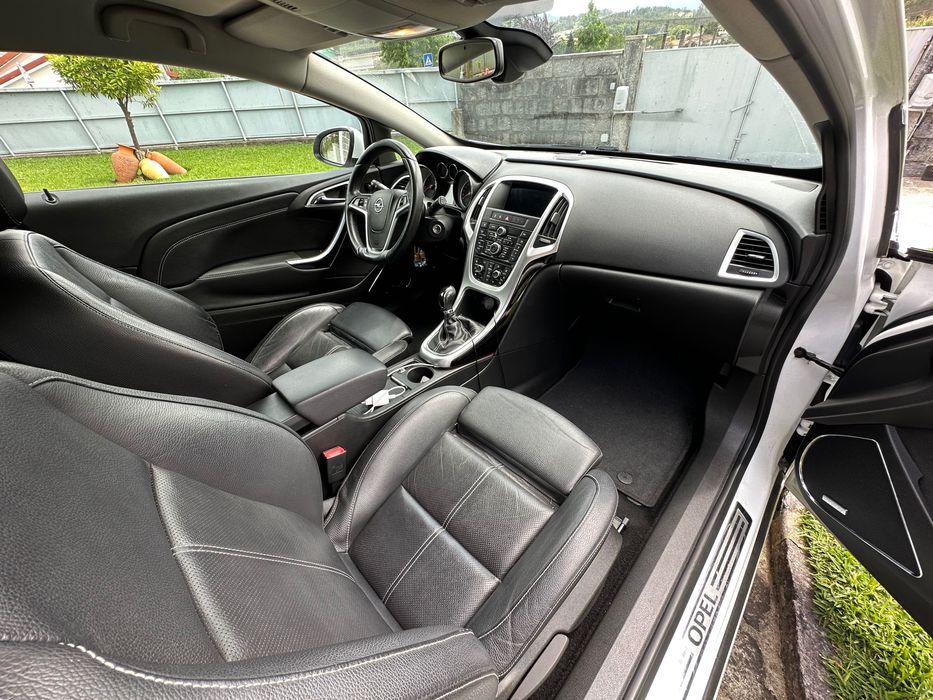 Opel Astra J GTC - OPC Line