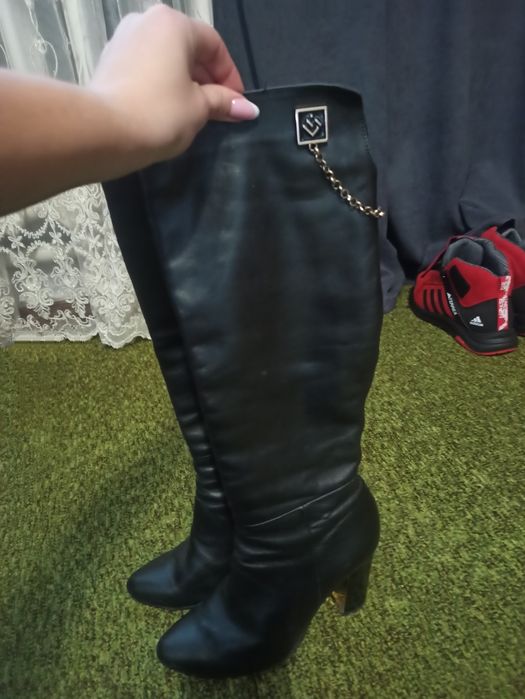 Осінні чоботи з натуральної шкіри Nivelle.