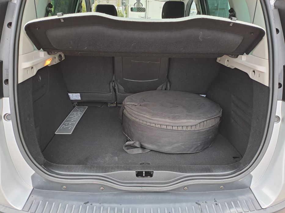 Renault Scenic 1.6 газ/бензин