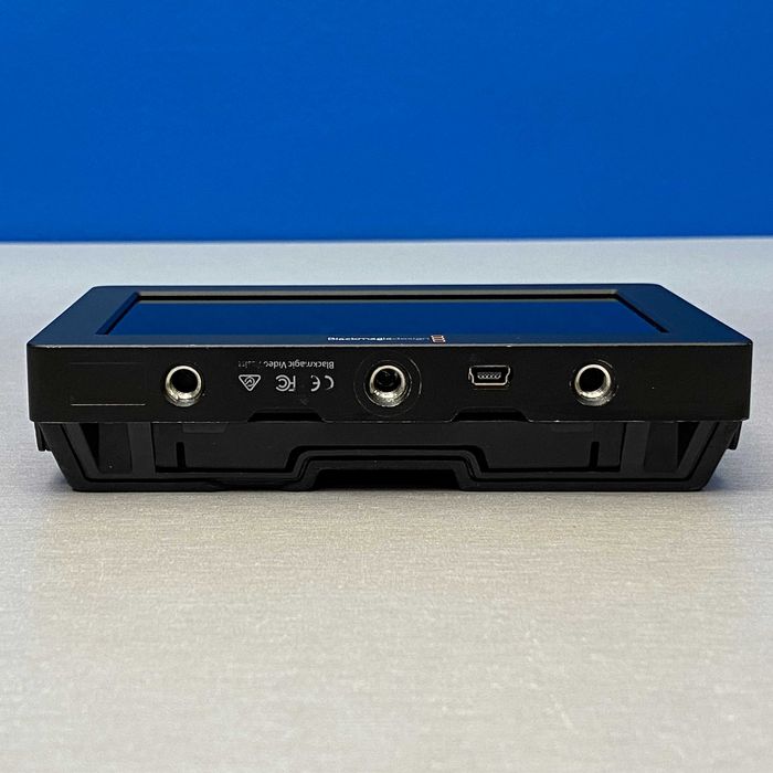 Blackmagic Video Assist 5" | 2015