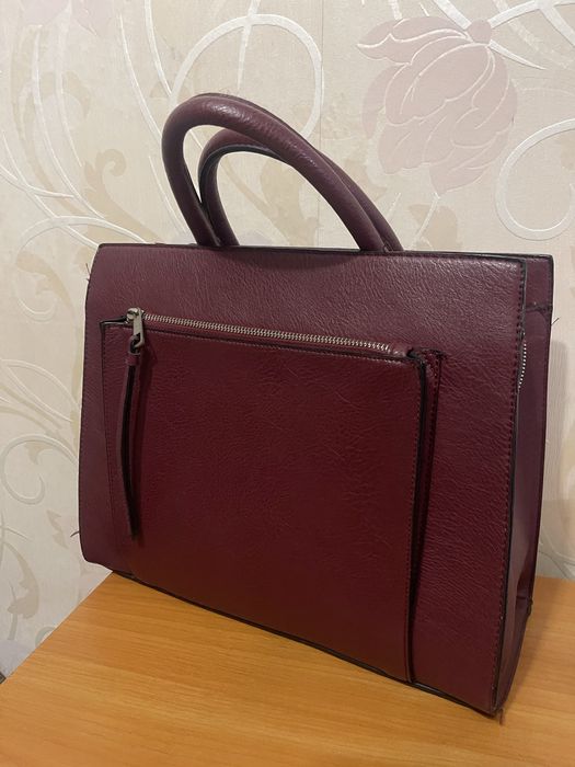 Сумка жіноча бордова Stradivarius