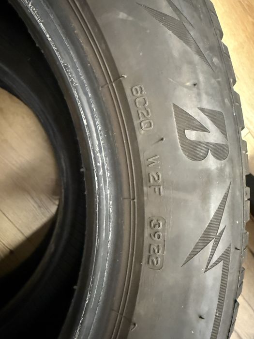 Opony zimowe Bridgestone 205/60/16