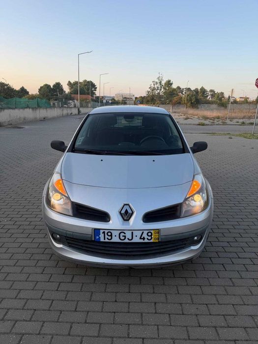 Renault Clio III Dynamique S 1.5 dCi 105cv | Nacional | 1 Dono | Distribuição Nova