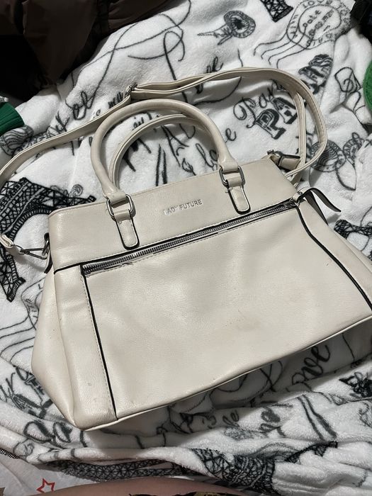 Віддам сумку та рюкзак