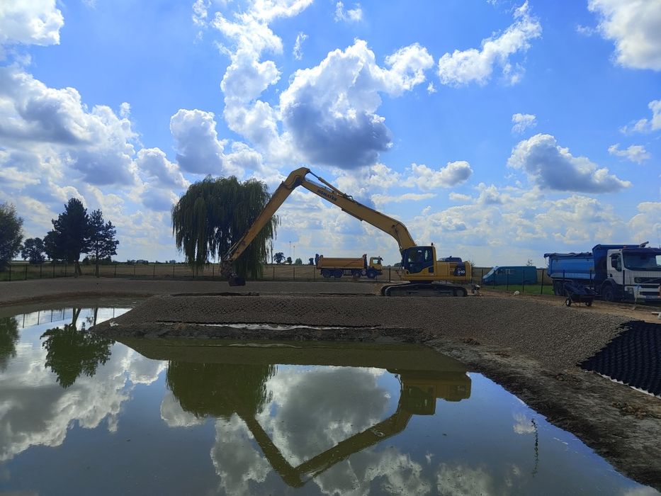 Usługi koparką long 16m  kopanie stawów