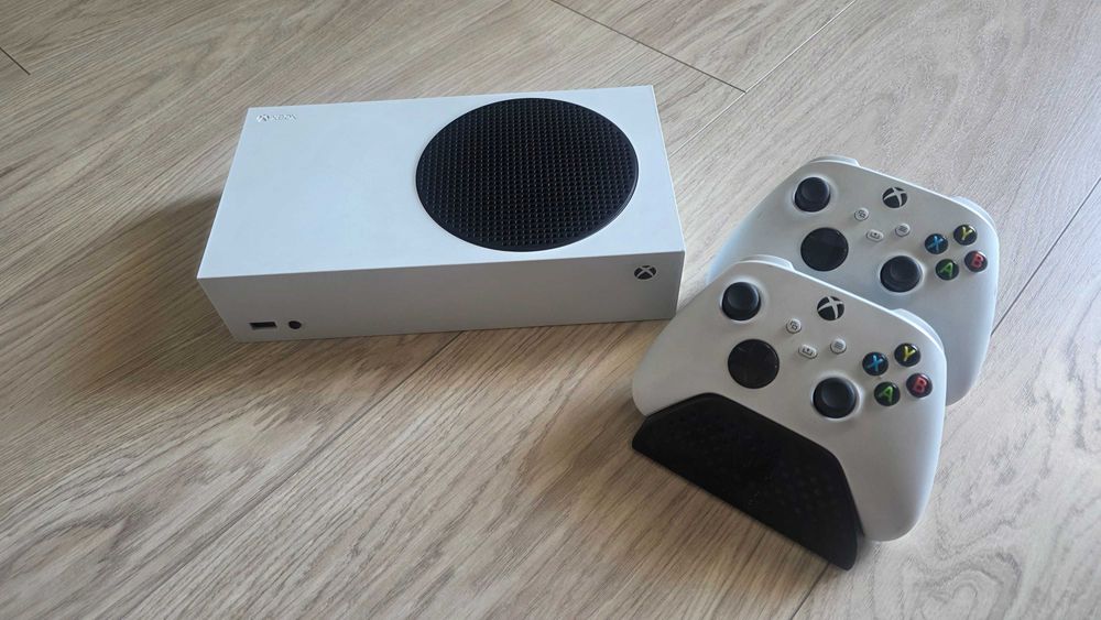 Sprzedam XBOX - S