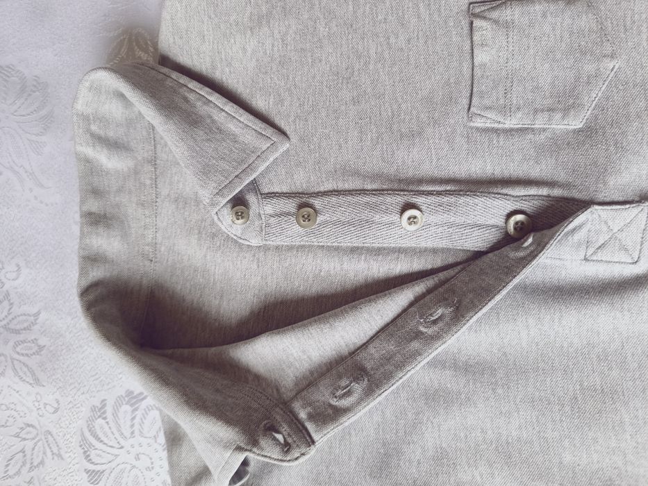 Bluzka damska z kołnierzykiem, rozmiar S