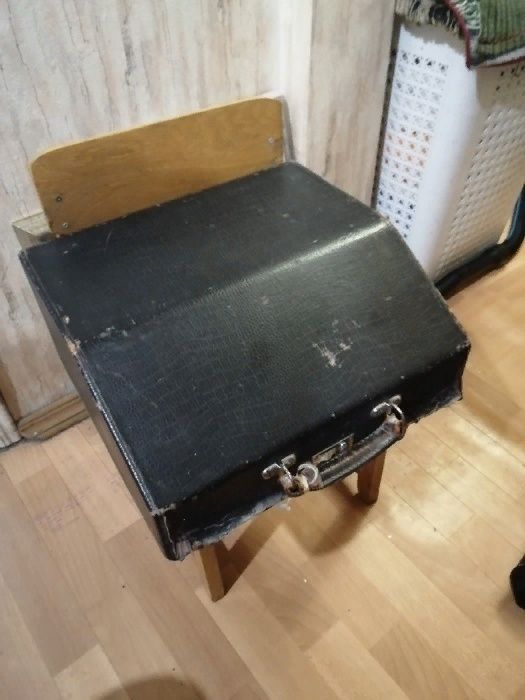 Печатная машинка антиквар.