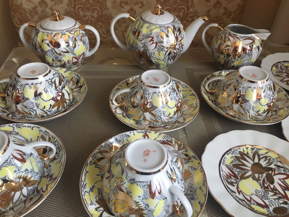 Чайный сервиз золотые ромашки  лфз .