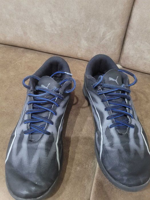 Halówki piłkarskie PUMA rozmiar 41