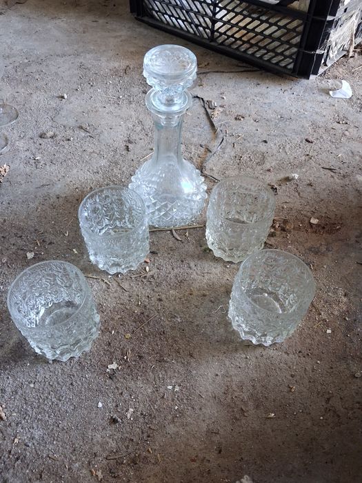 Copos de fino, martini cerveja e whisky