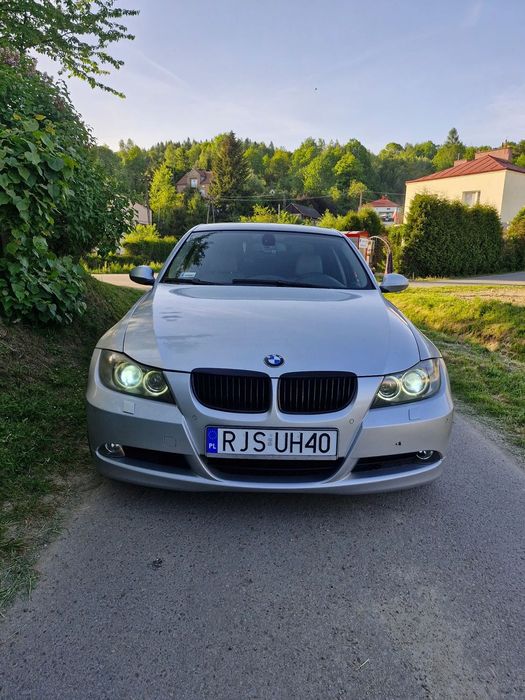 BMW Seria 3 BMW e90 325xi 218HP 4x4/automat