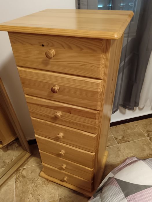 Móvel camiseiro maciço