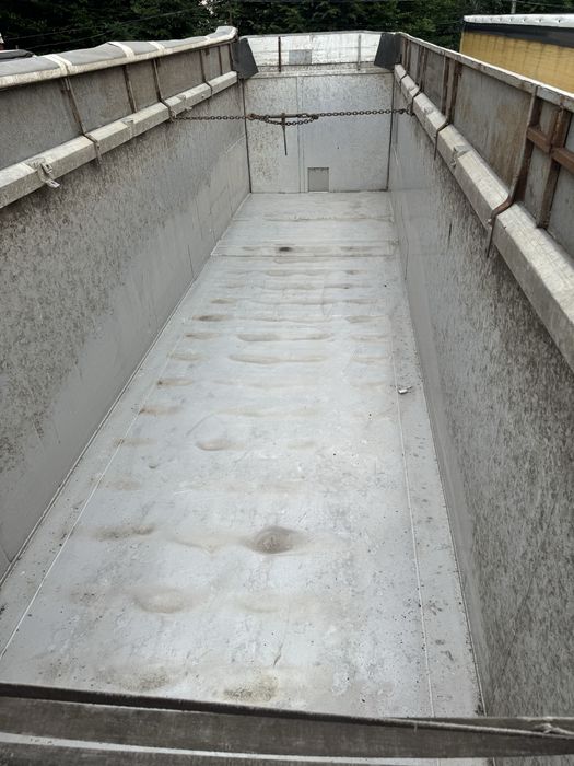 Напівпричіп самоскид