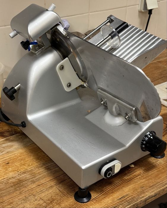 Fiambreira profissional