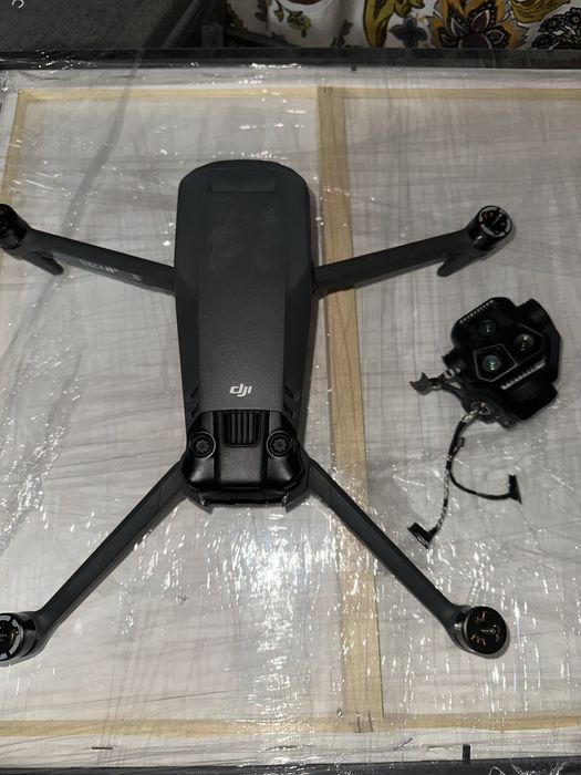 Mavic 3pro на запчасти или востановление