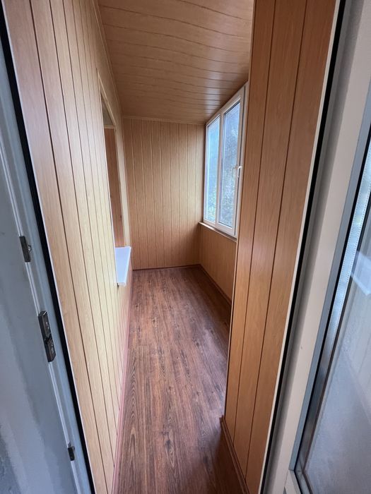 = 3-кімнатна квартира з окремим входом і власною лаунж-зоною! =